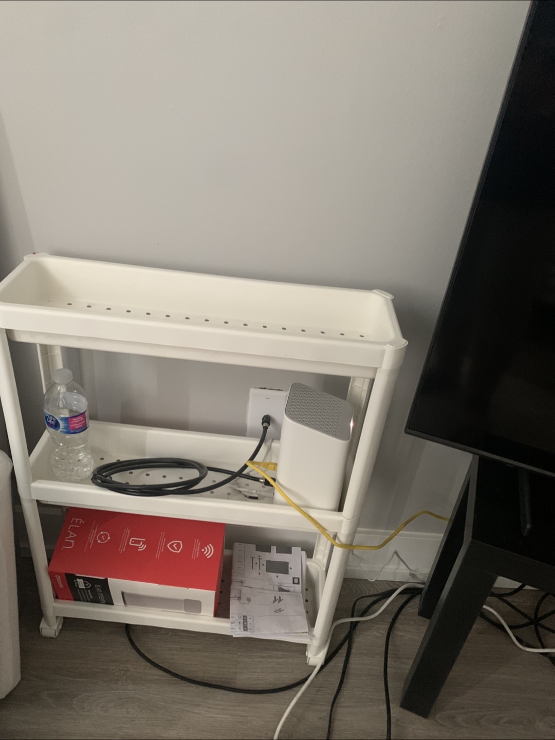 2 Slim white cart