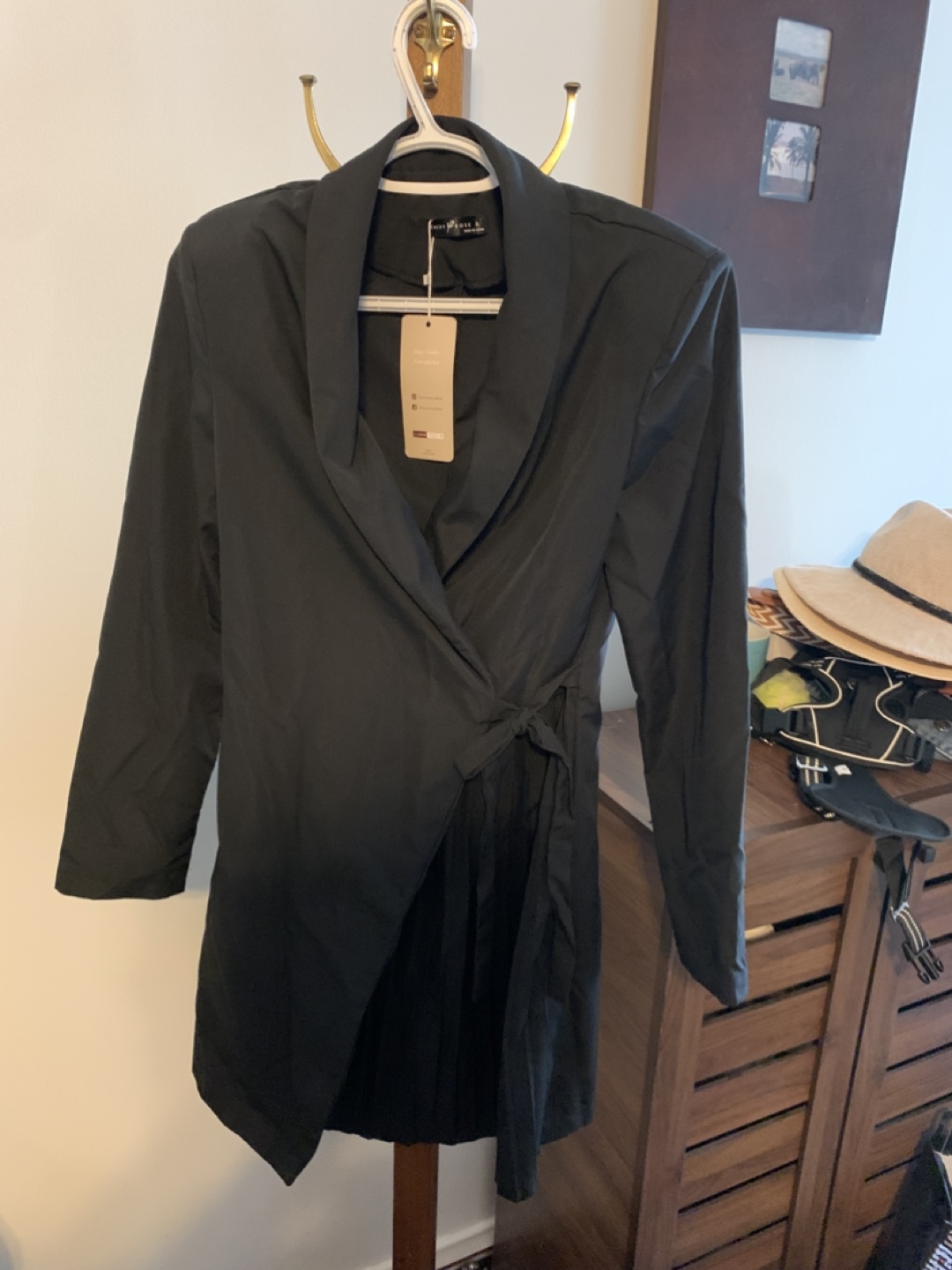 Stylish clothing pieces, perfect for any wardrobe - photo 3