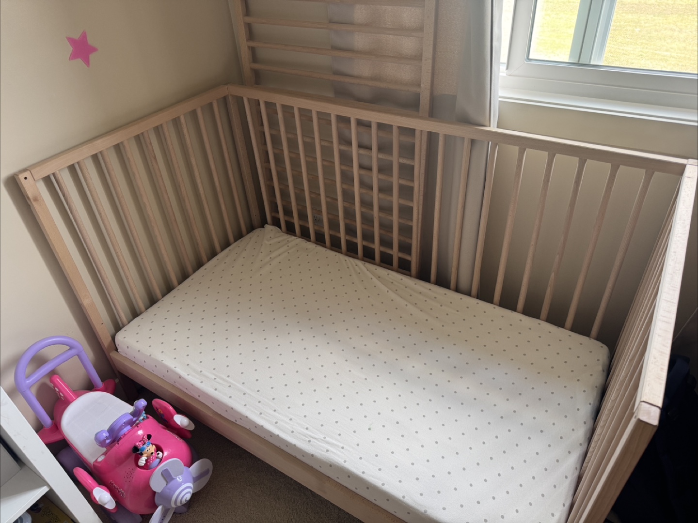 Ikea Baby bed(SNIGLAR Bed Frame + JÄTTETRÖTT Mattress)