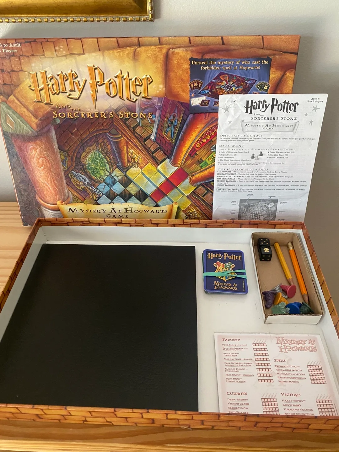 Harry Potter Mystery at Hogwarts Board Game image indicator(2)