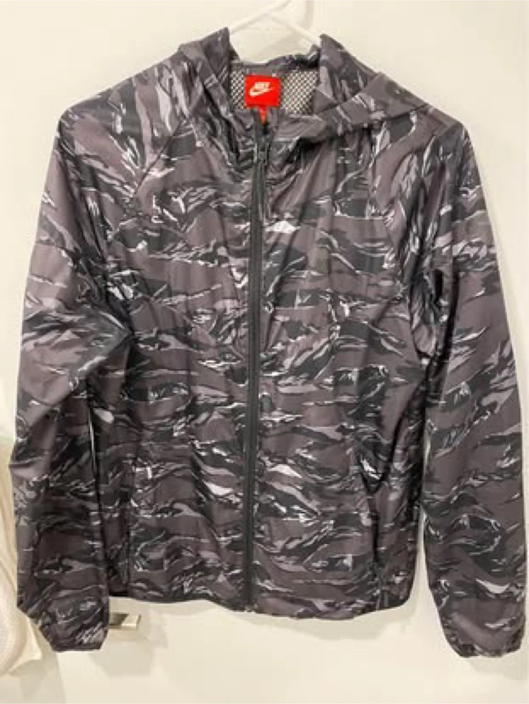 Nike Packable Camo Jacket thumbnail