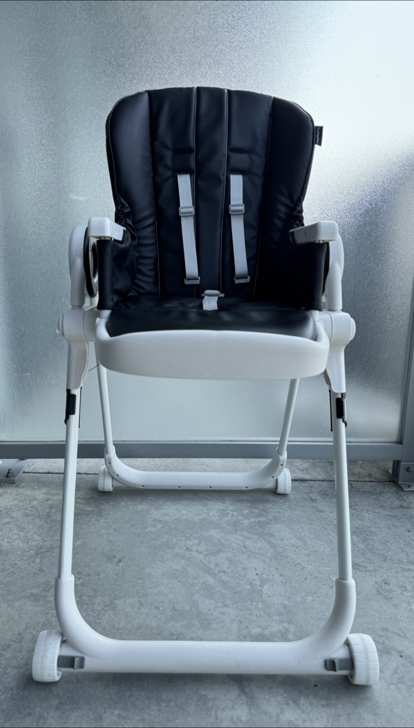 Costway High Chair - Portable/Adjustable