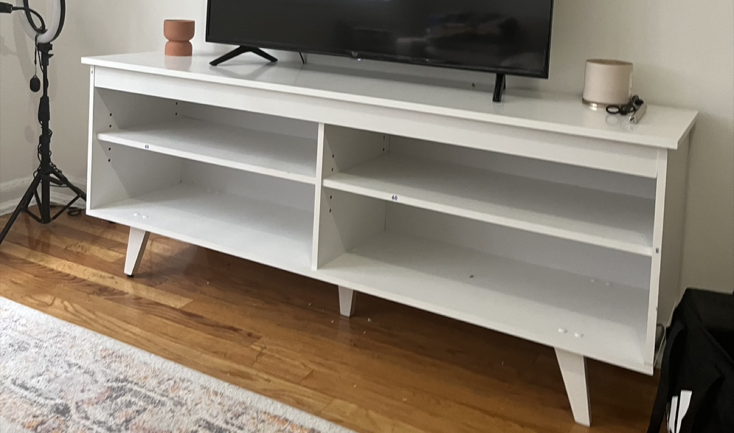 White Modern TV Stand