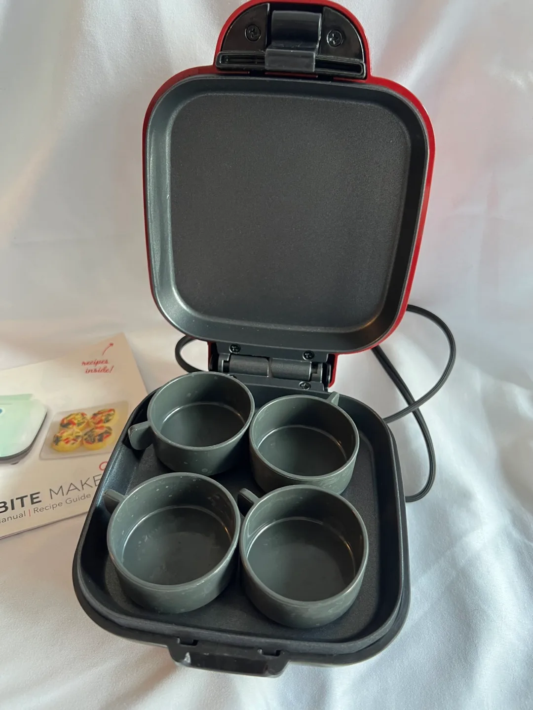 Dash Egg Bite Maker image indicator(2)