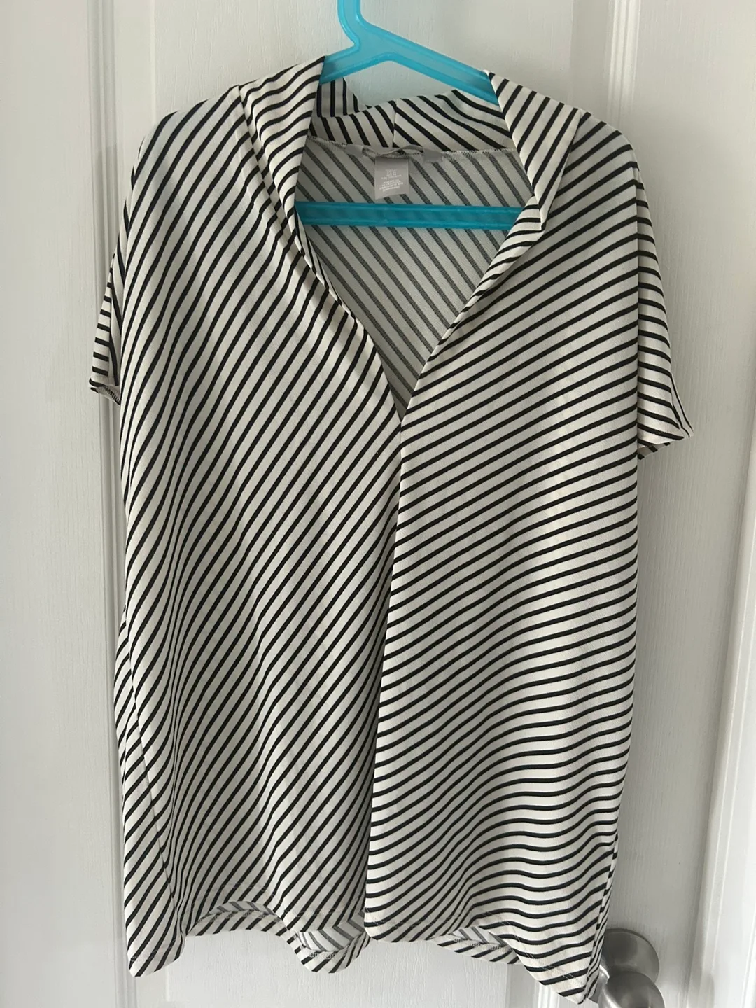 H&M Striped and Blue Tops bundle of two image indicator(4)