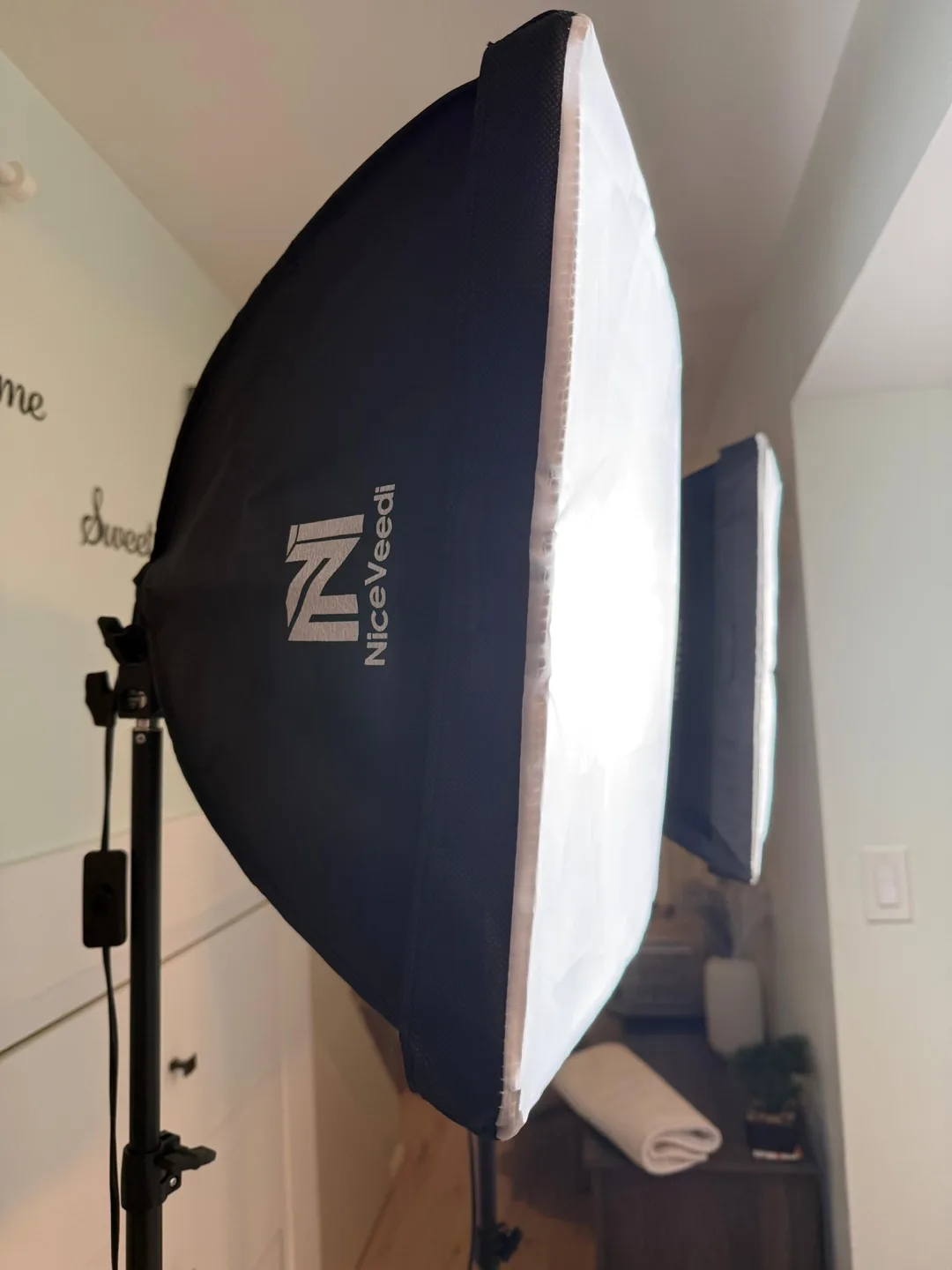 NiceVideo LED Softbox Studio Lights image indicator(6)