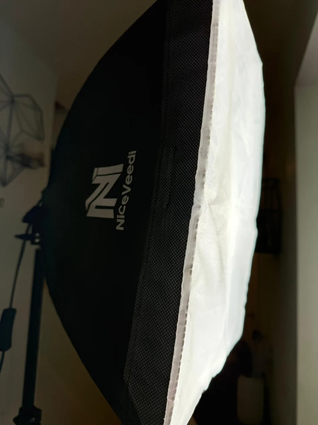 NiceVideo LED Softbox Studio Lights image indicator(4)