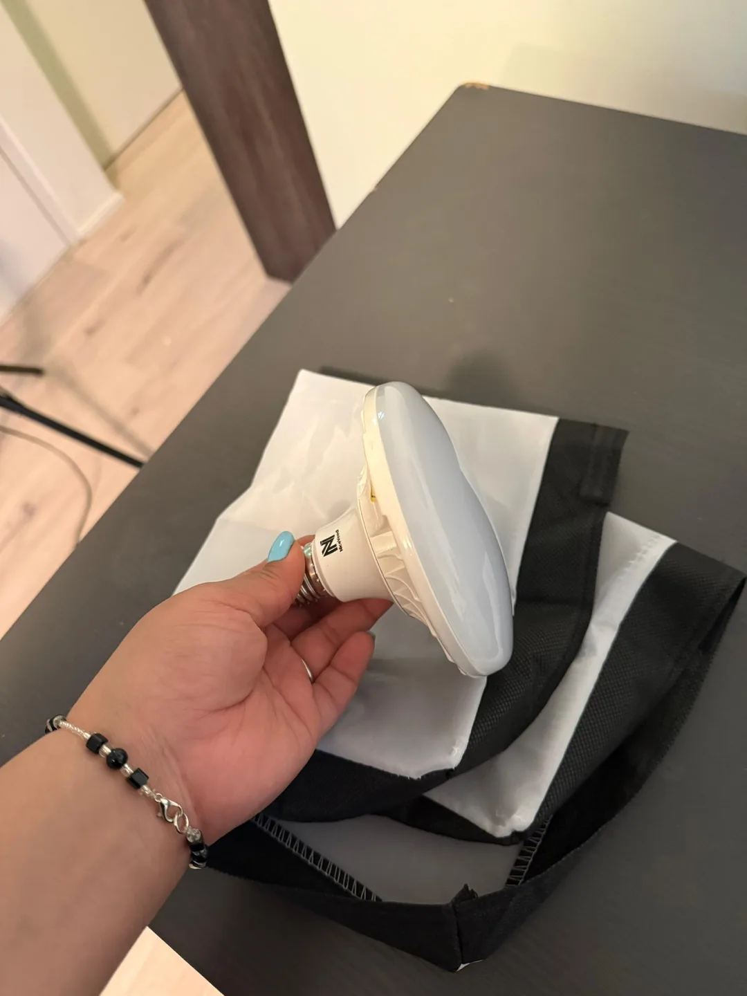 NiceVideo LED Softbox Studio Lights image indicator(8)