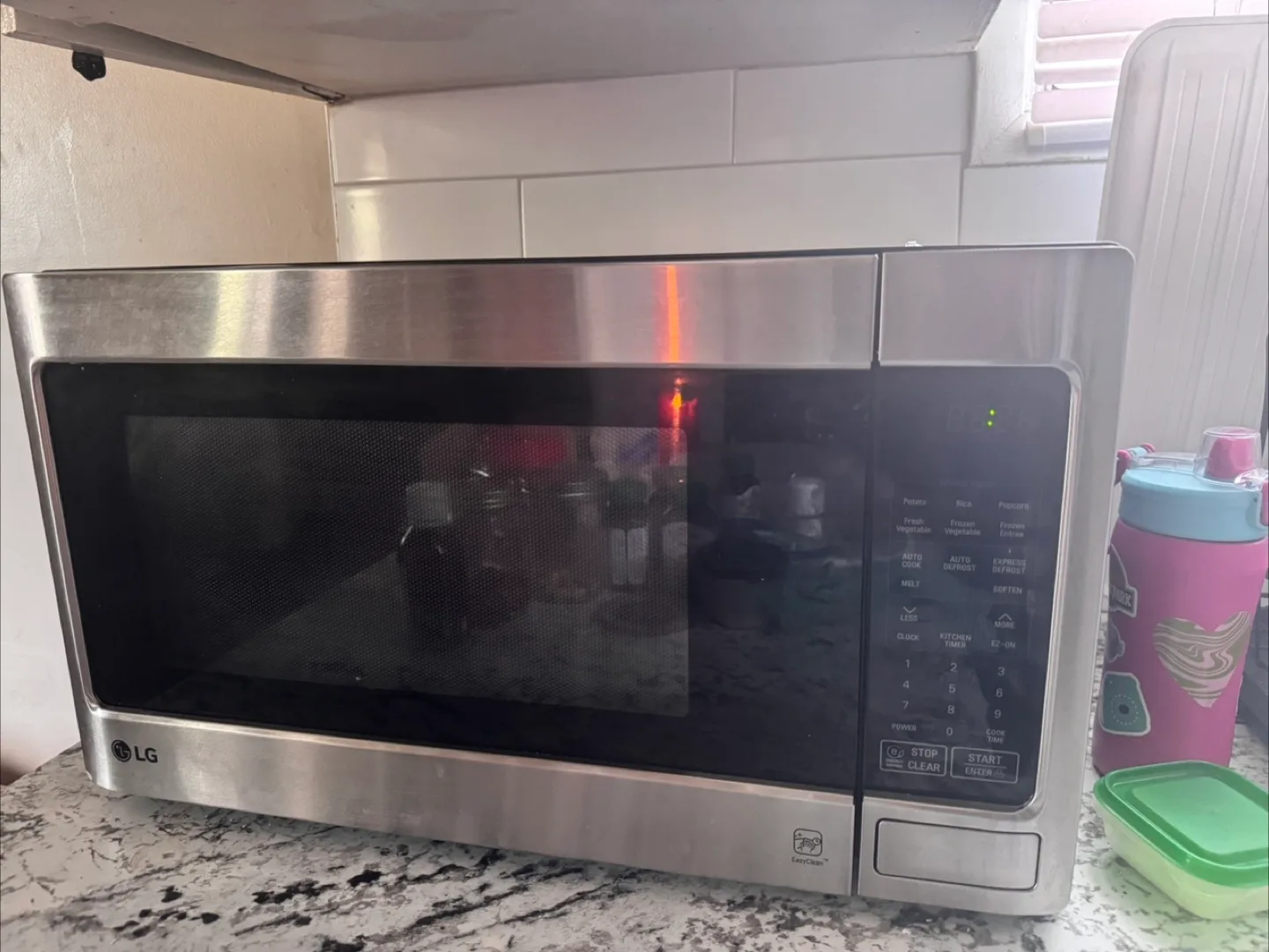 LG Microwave Oven thumbnail