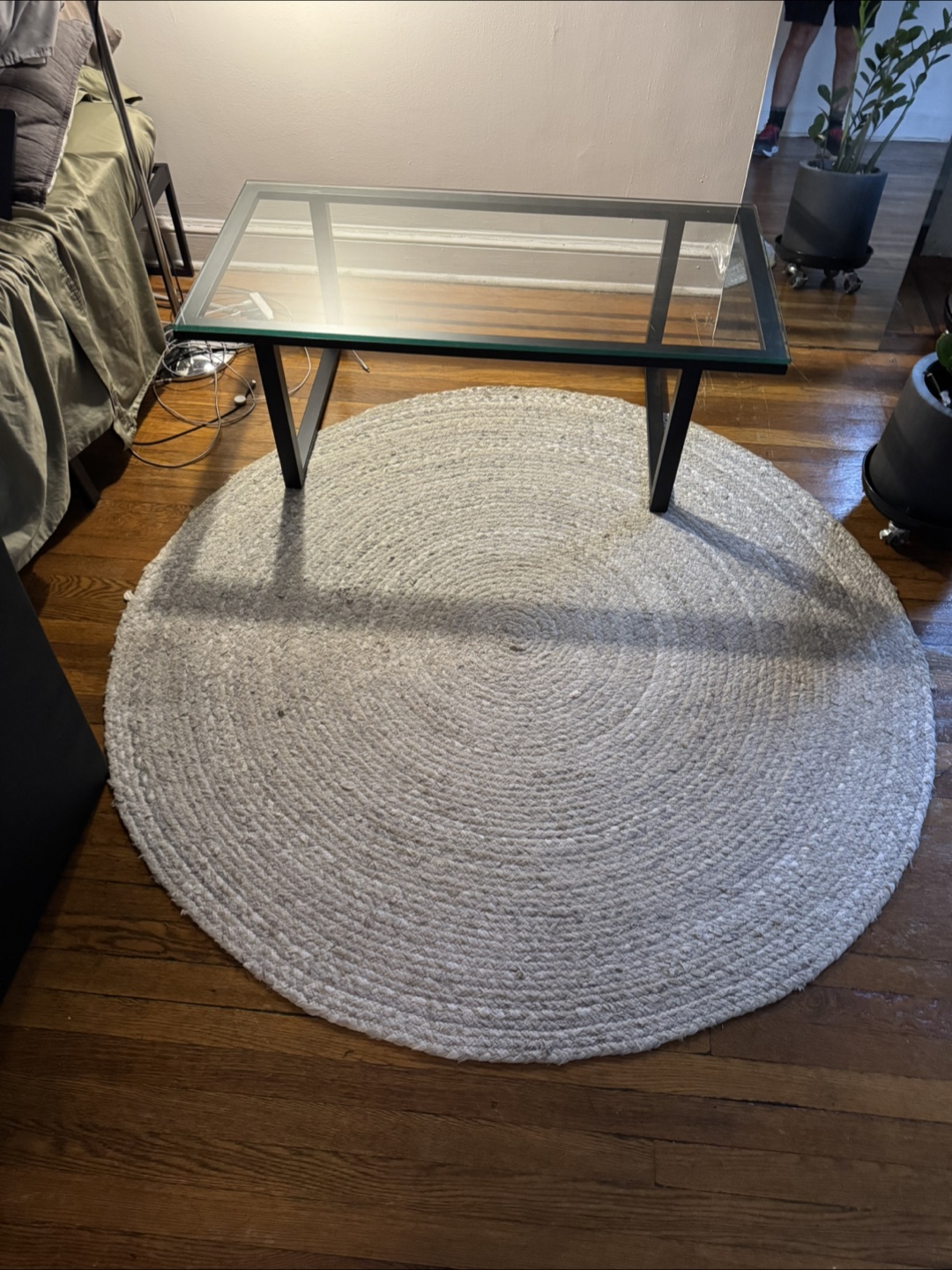 FREE/Curb Alert table, chairs lamp - photo 3