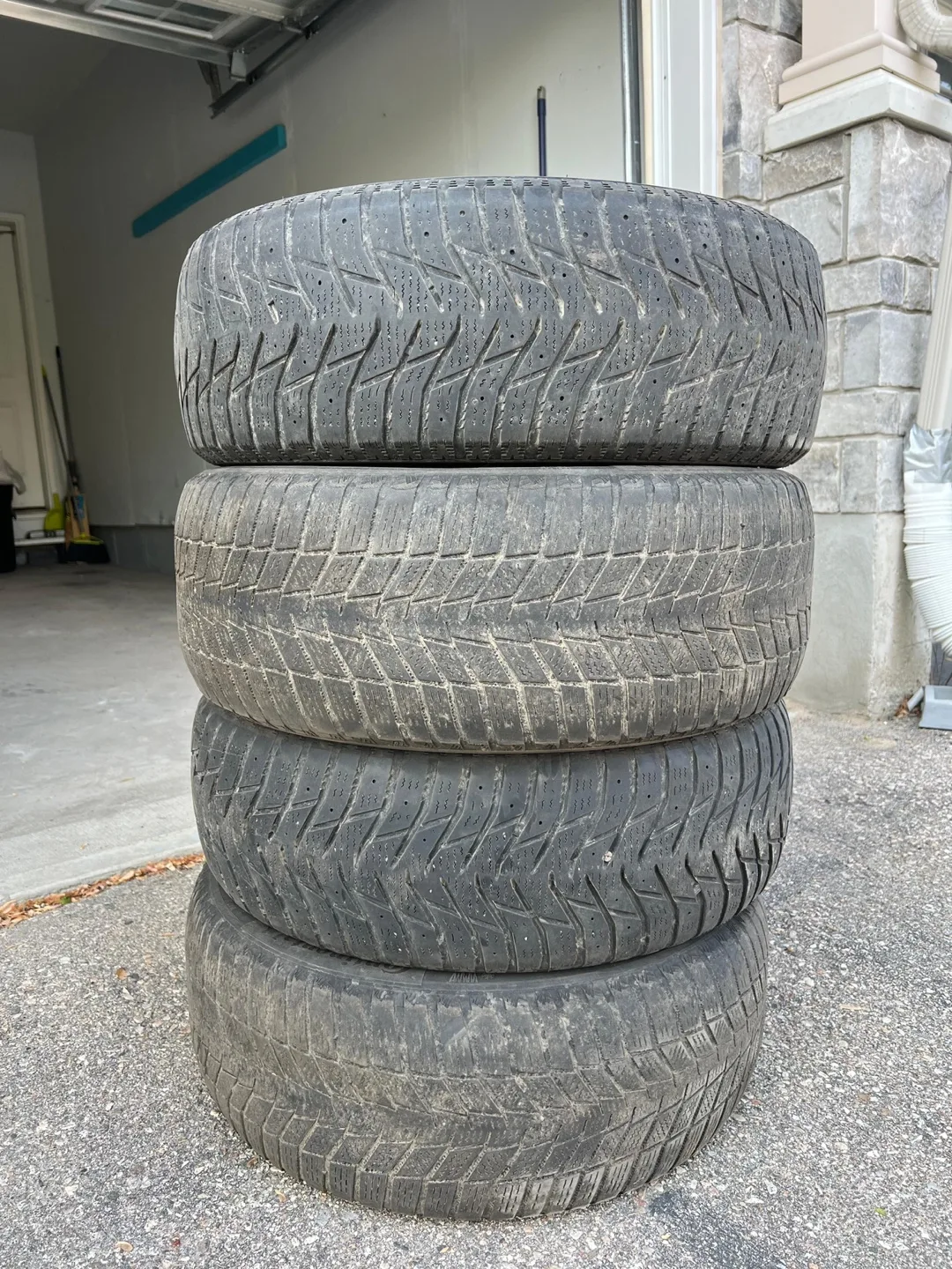 16” winter tires for sale 215/60 R16 image indicator(3)