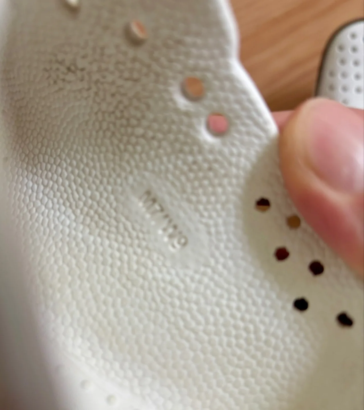 Native Shoes image indicator(6)