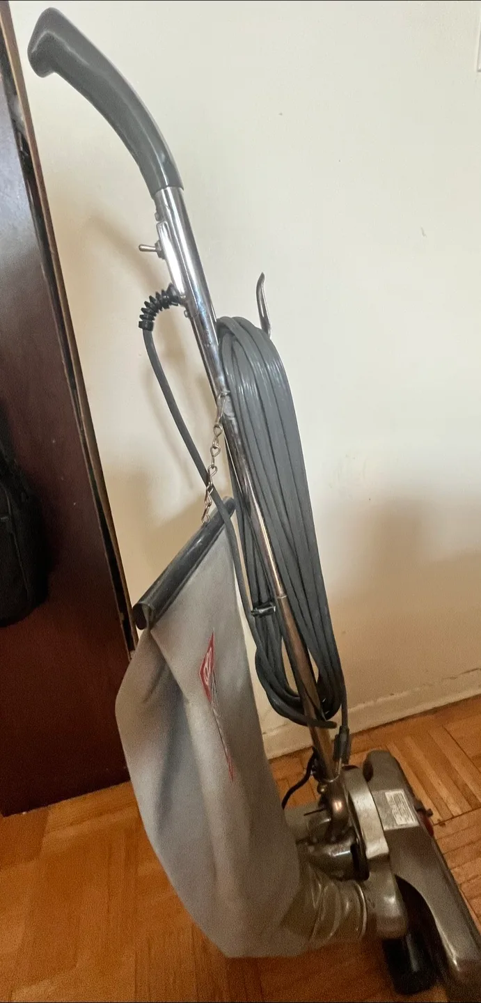 Heavy Duty Commercial Vacuum Cleaner thumbnail