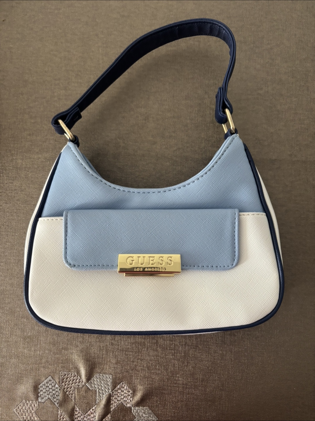 Guess Los Angeles Shoulder Bag