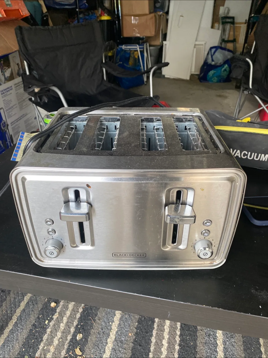 Black & Decker 4-Slice Toaster thumbnail