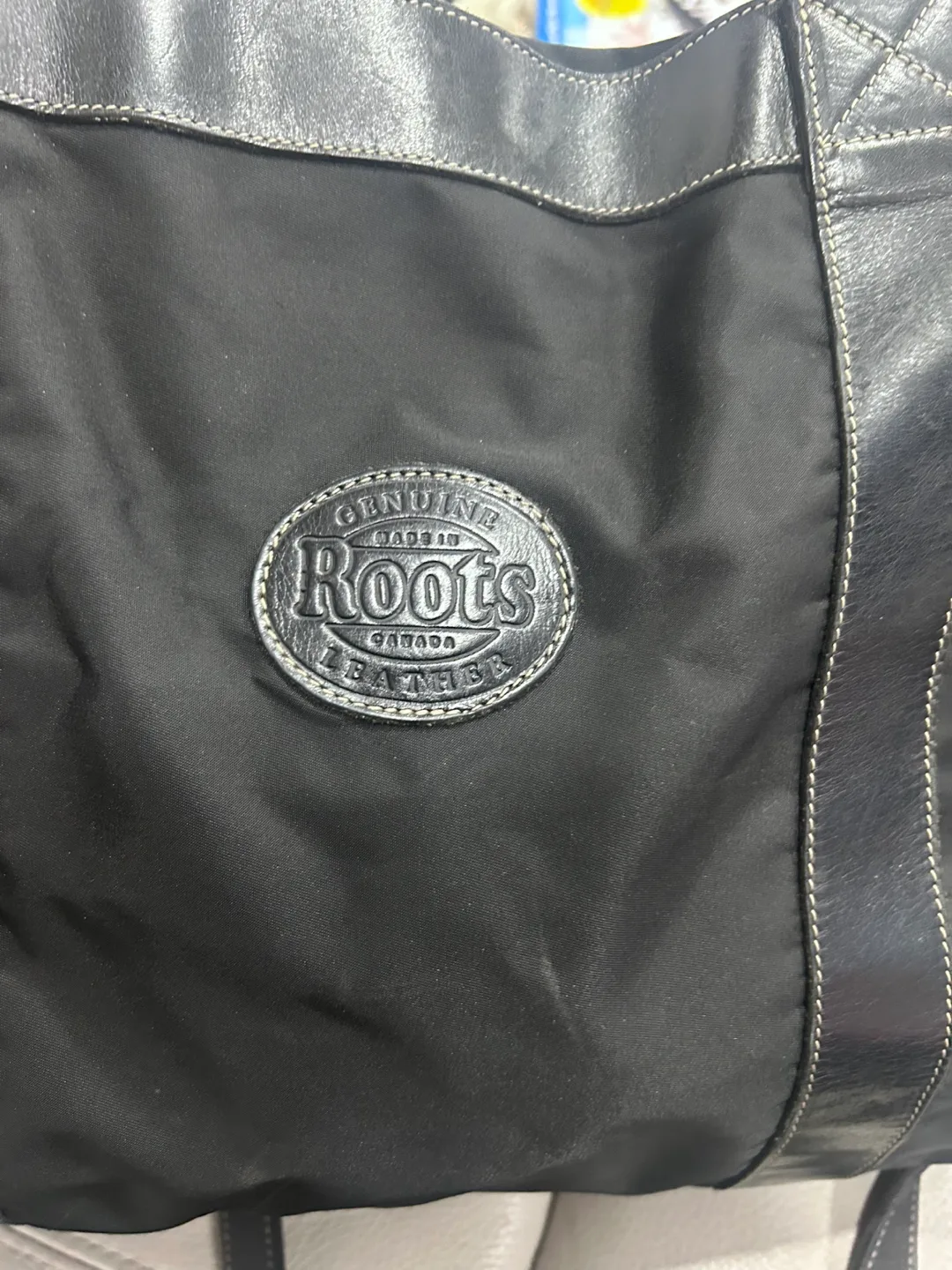 Roots Black Duffle Bag image indicator(4)