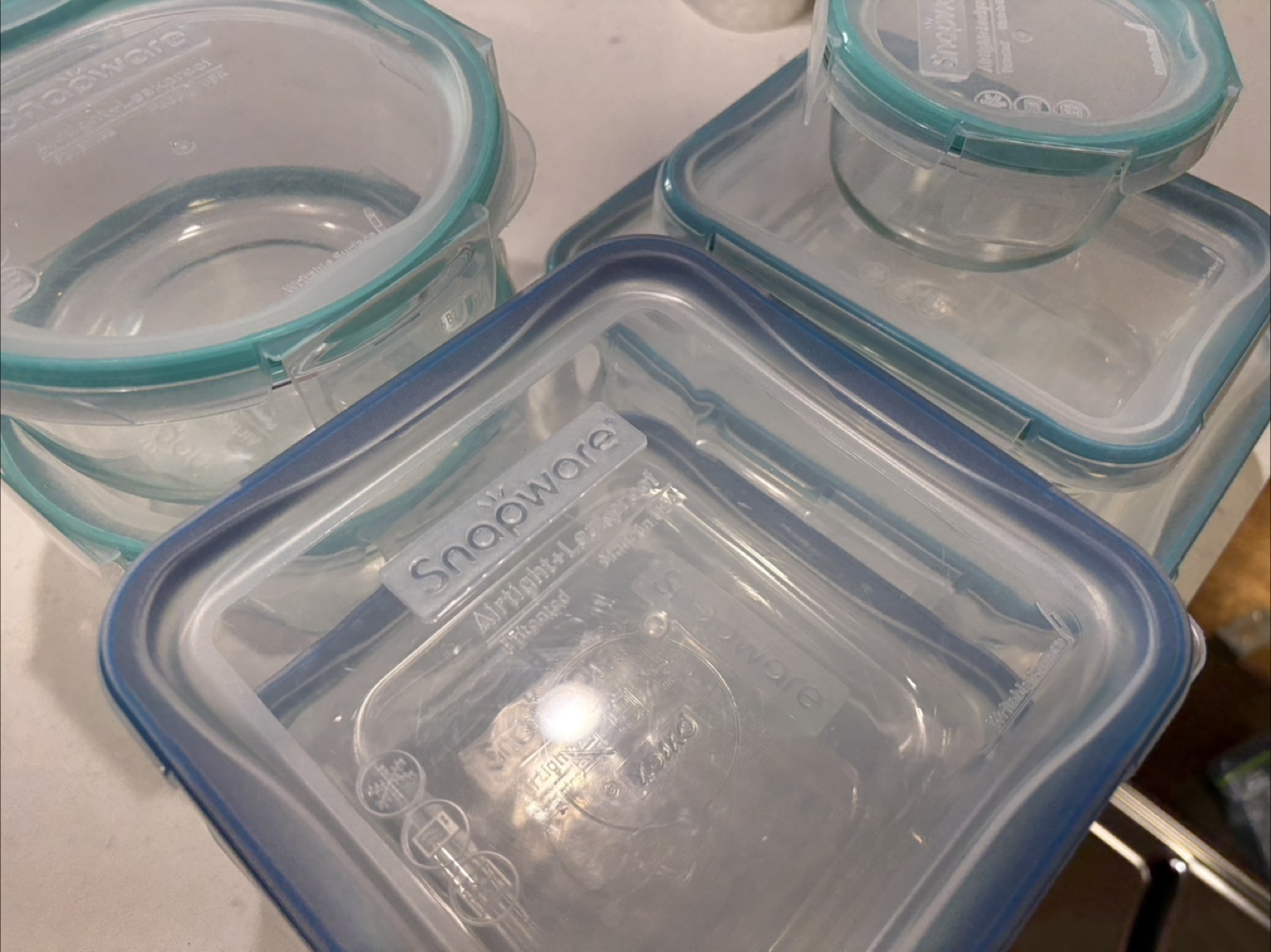 Snapware Food Storage Containers - photo 2