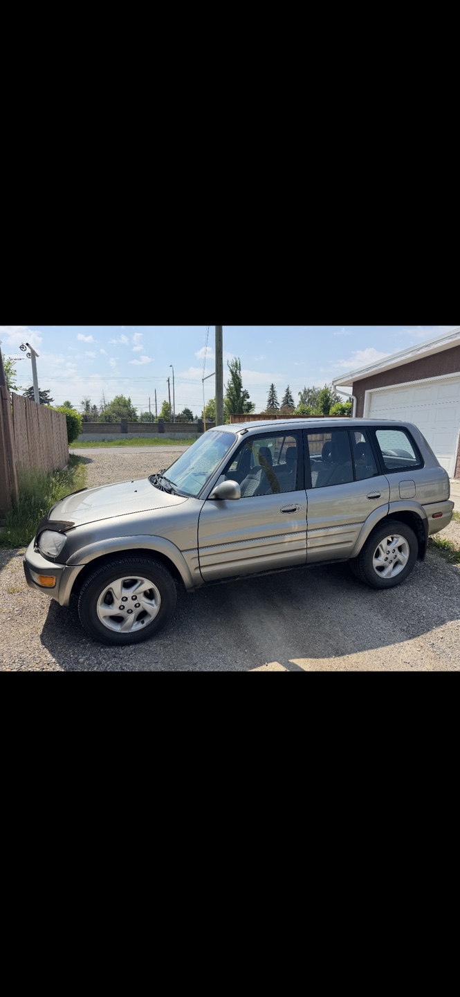 Toyota rav 4 Silver 4-Door SUV - photo 2