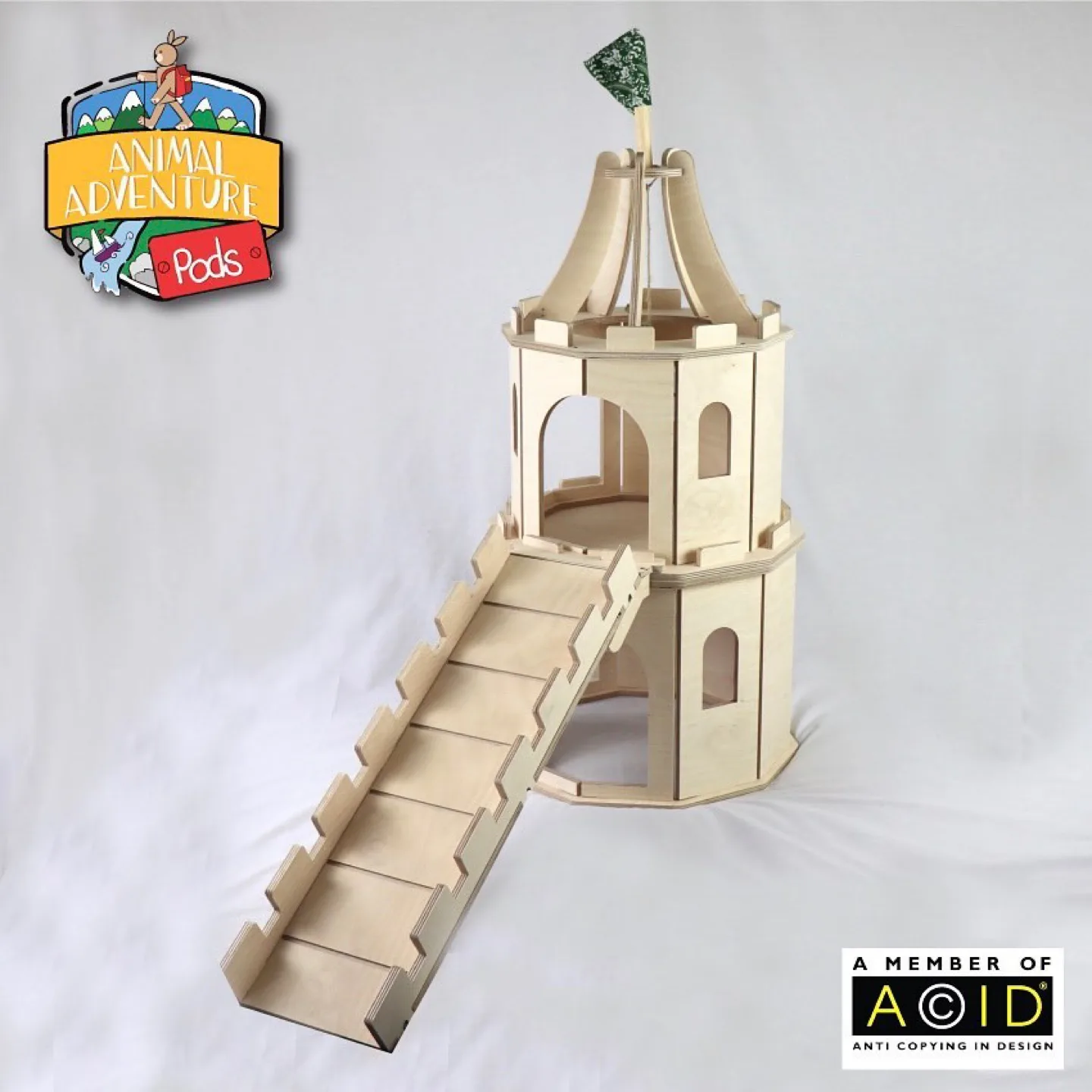 Small Pet Castle and Ramp thumbnail