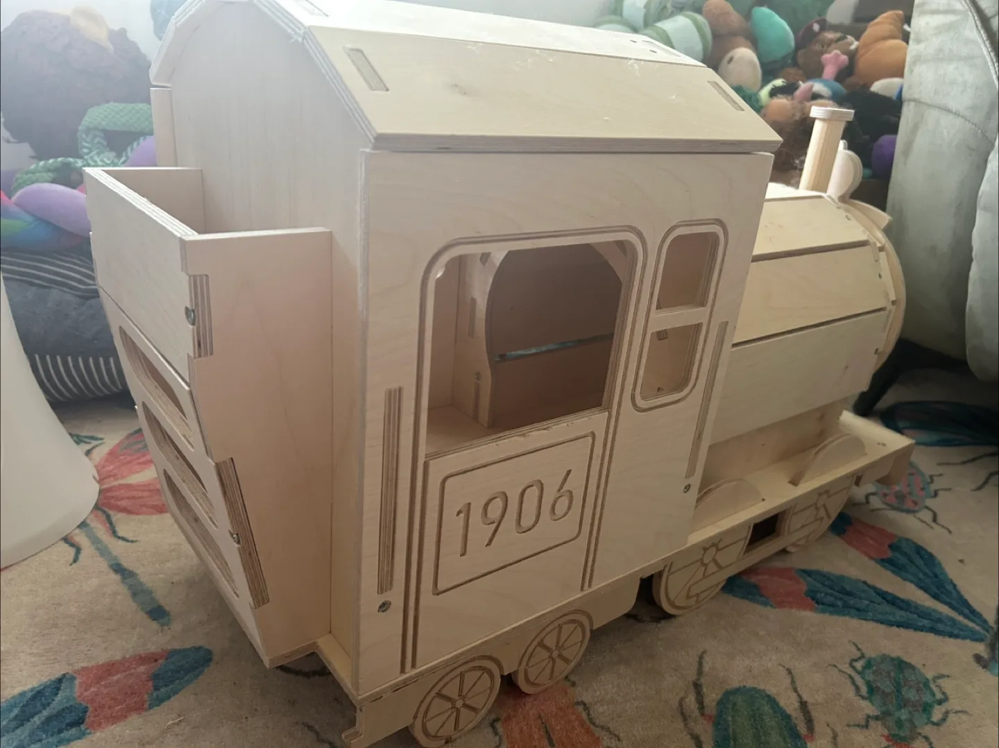 Binky Express - Small Pet Wooden Train image indicator(6)