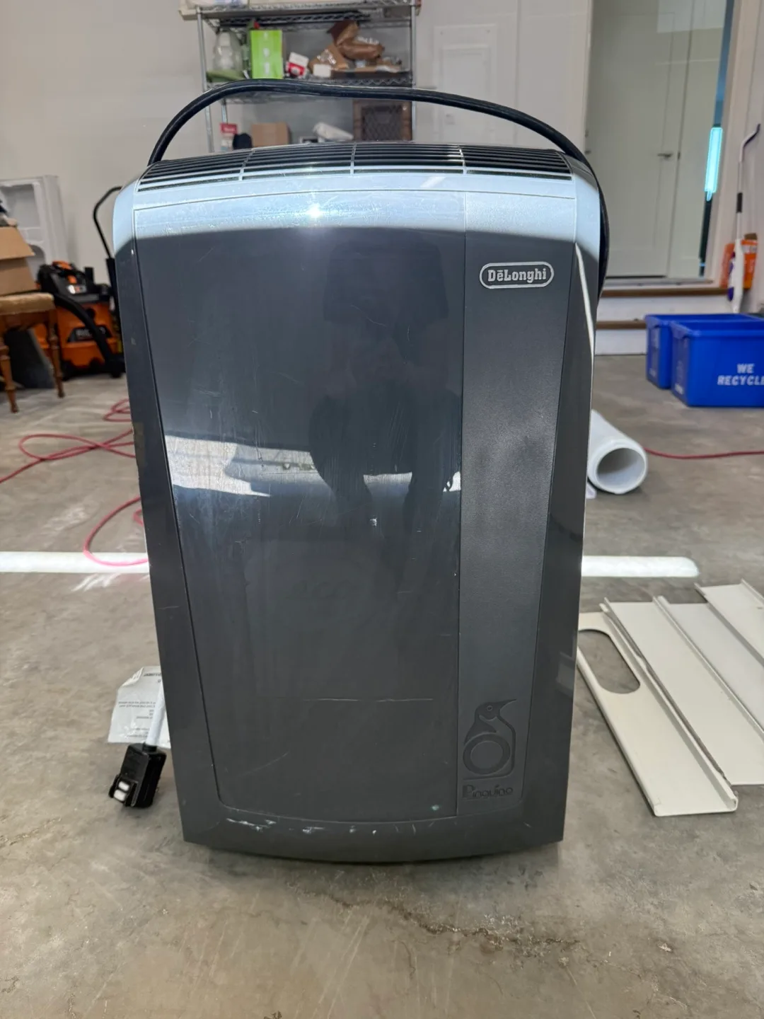 De'Longhi Portable Air Conditioner thumbnail