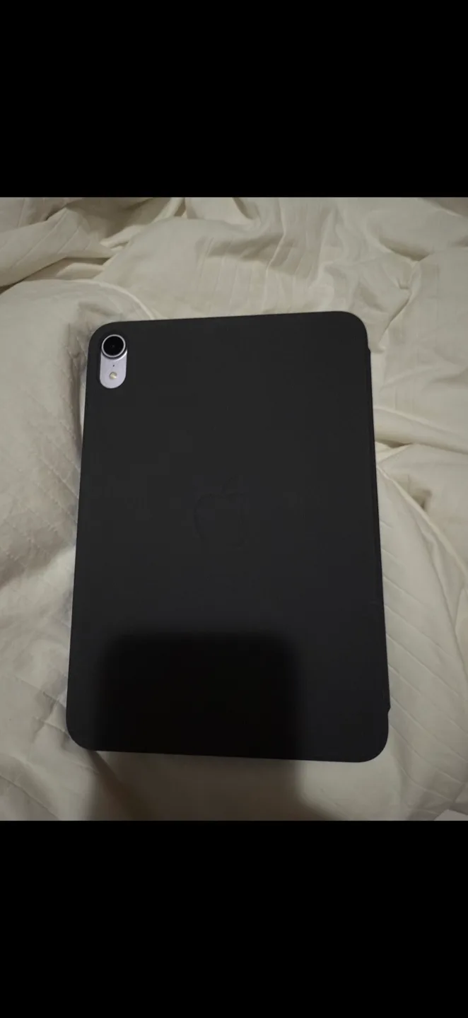 Apple iPad Mini (a17 pro) with Cover image indicator(2)