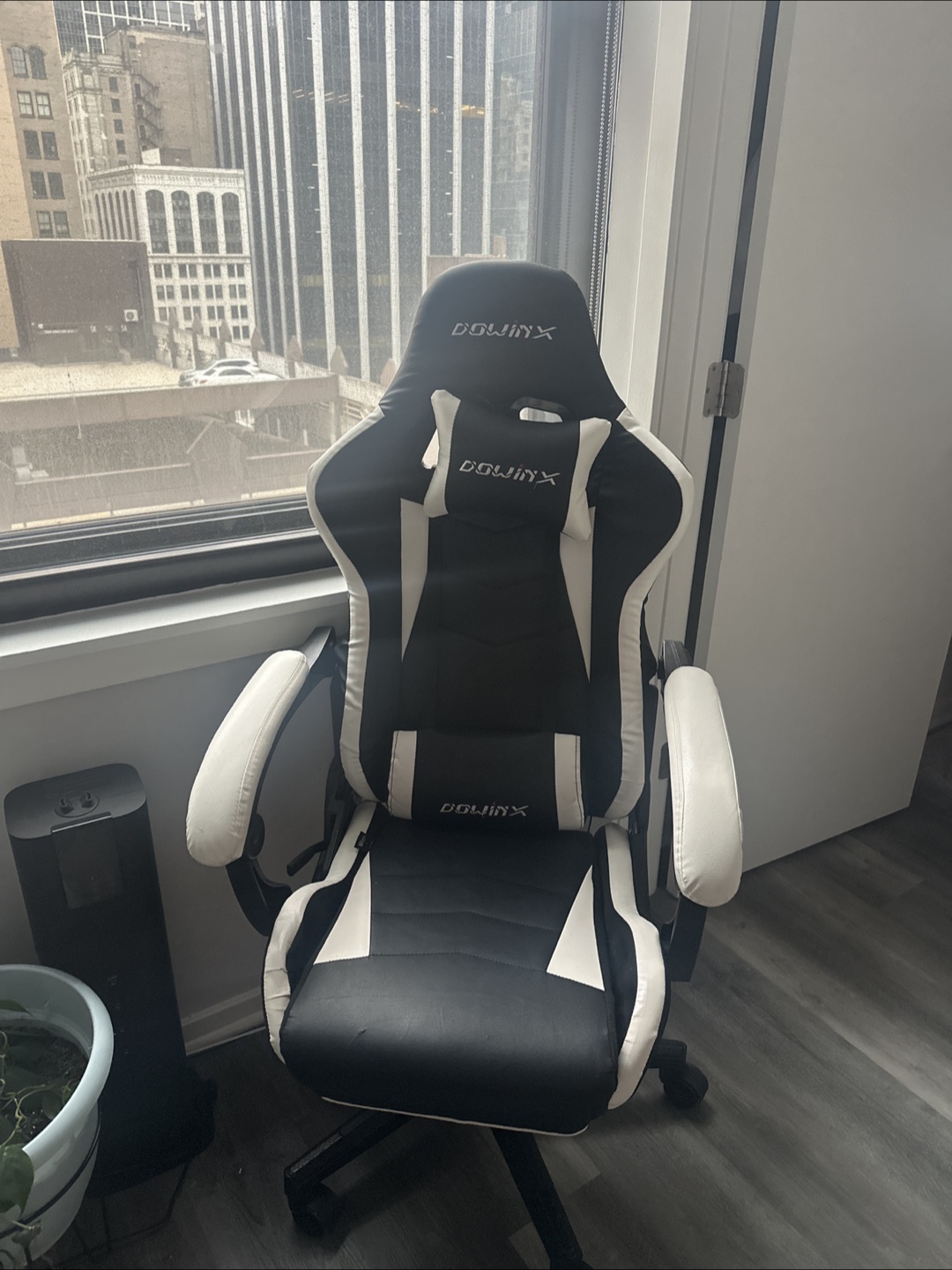 Dowinx gaming chair