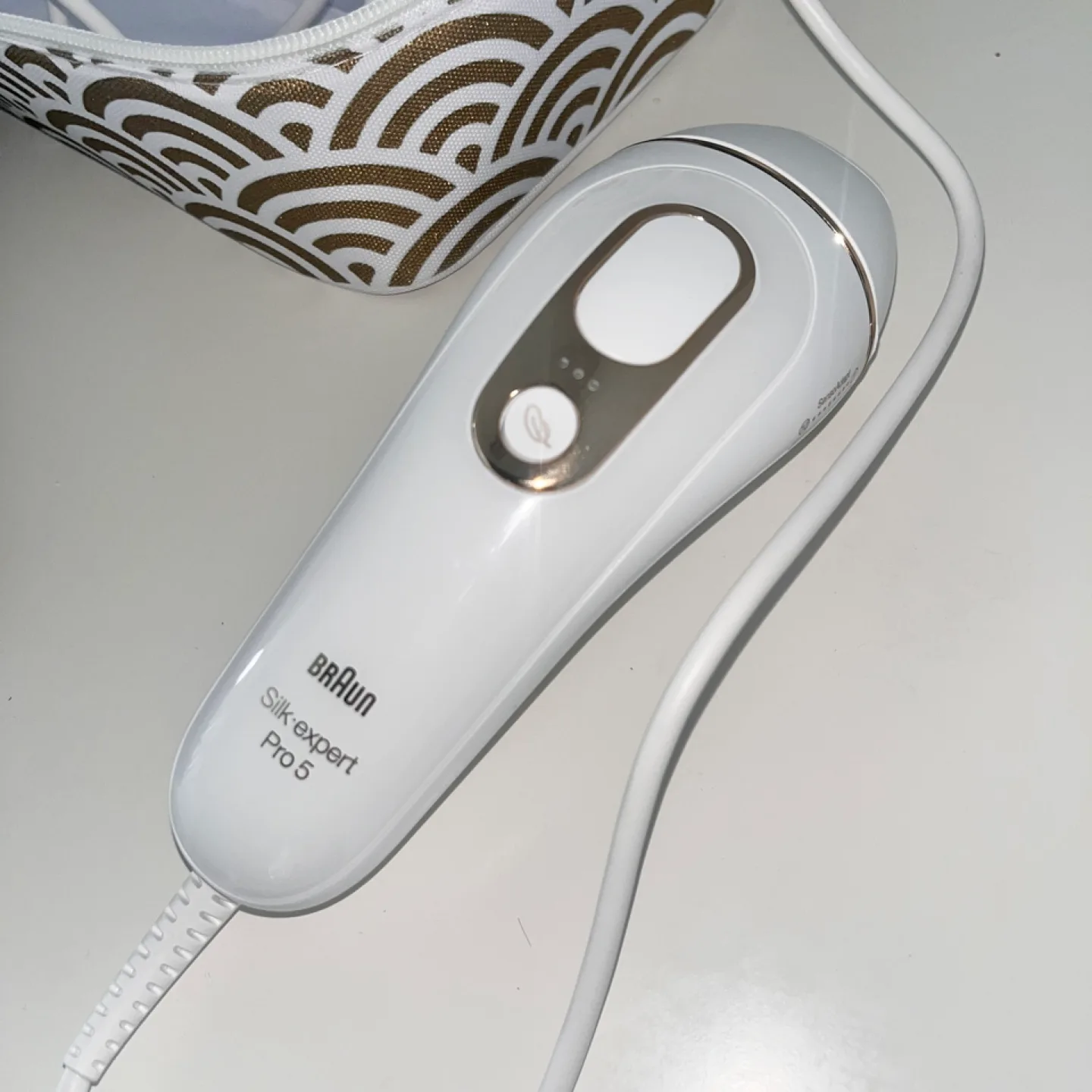 Braun Silk-expert Pro 5 IPL Hair Removal Device thumbnail
