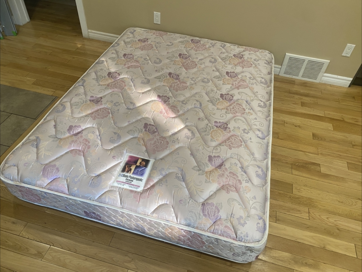 Sealy Queen Size 11” Mattress (CAN DELIVER) - photo 5