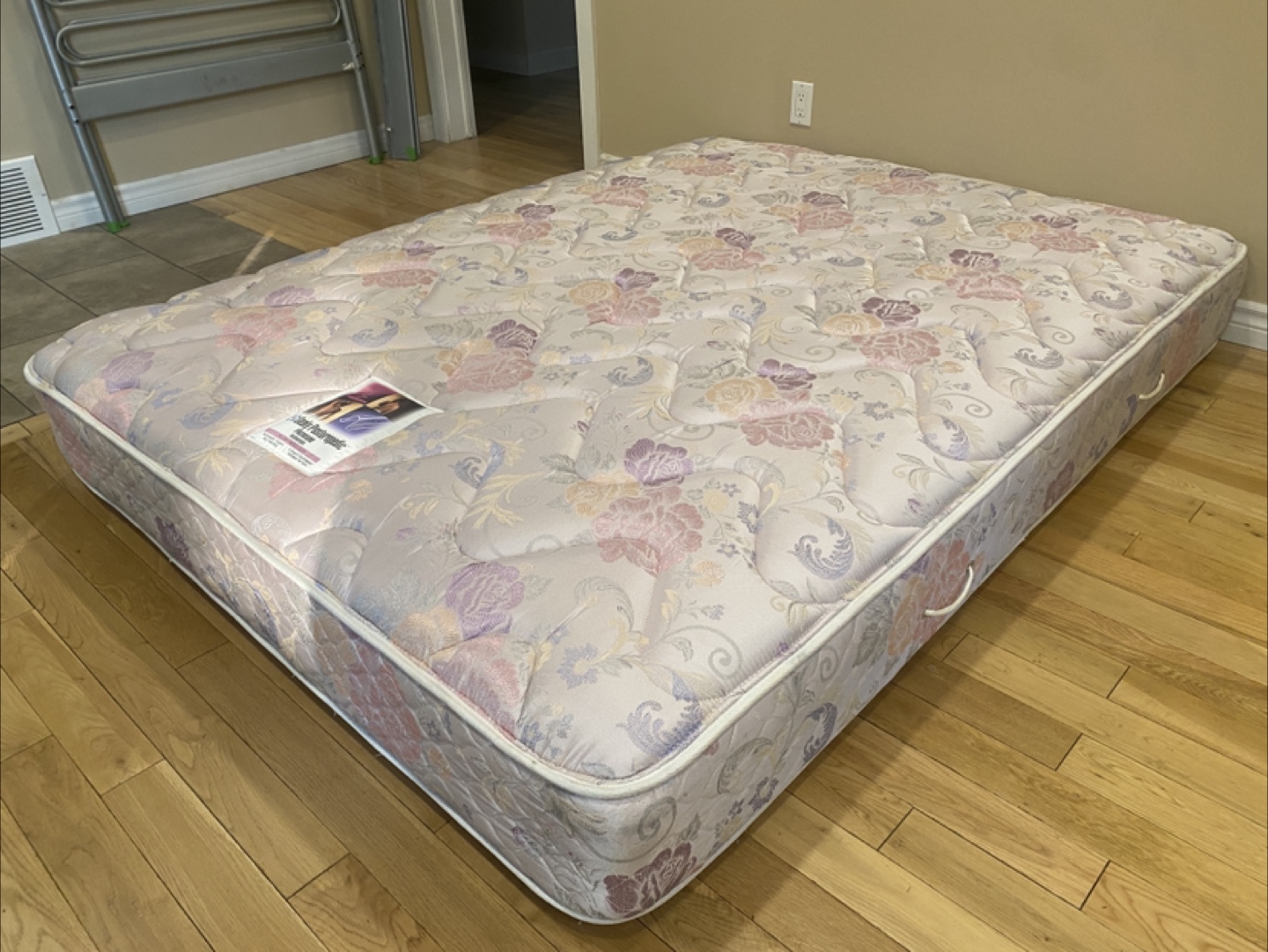 Sealy Queen Size 11” Mattress (CAN DELIVER) - photo 3