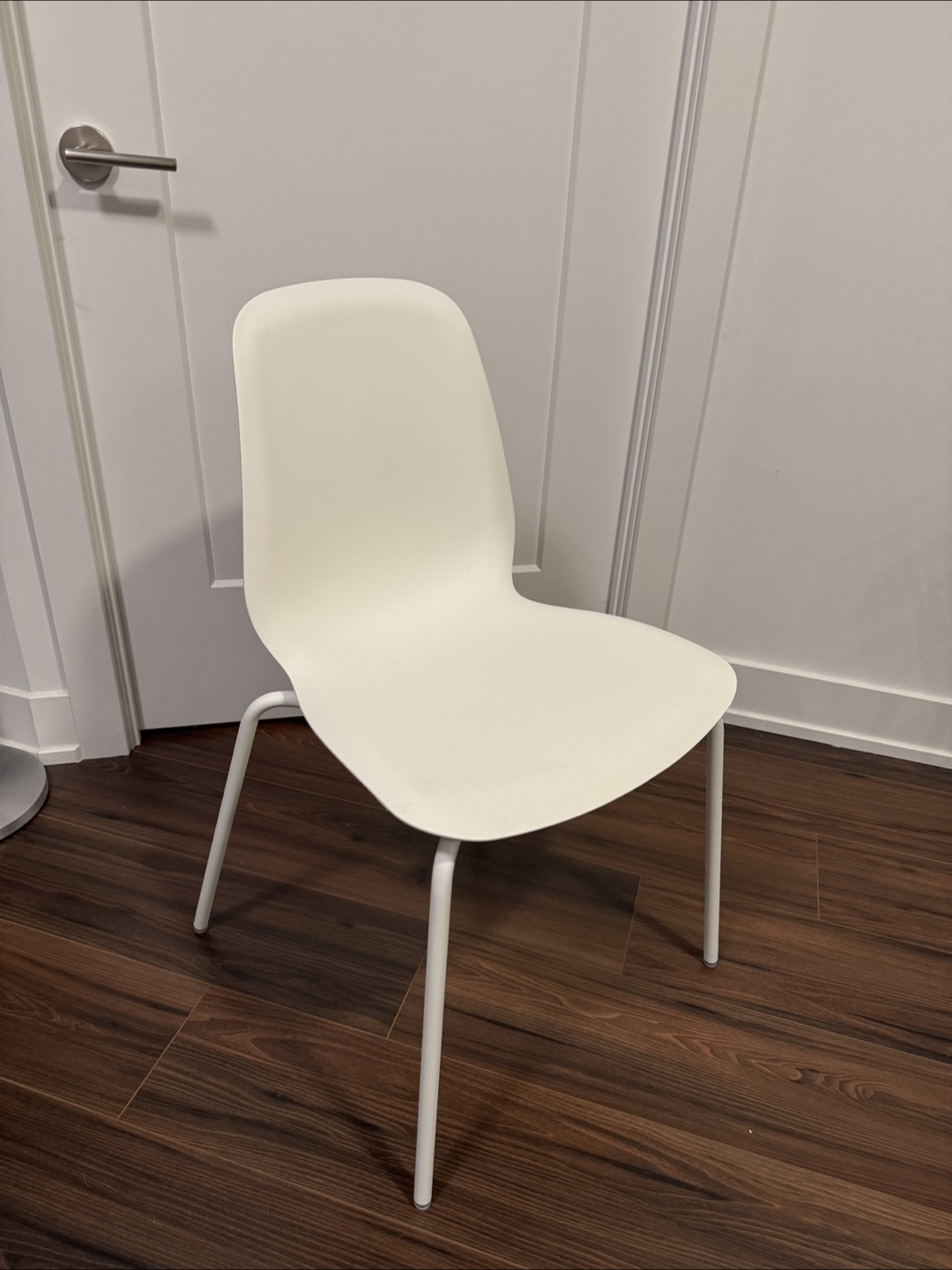 IKEA White chair *like new*