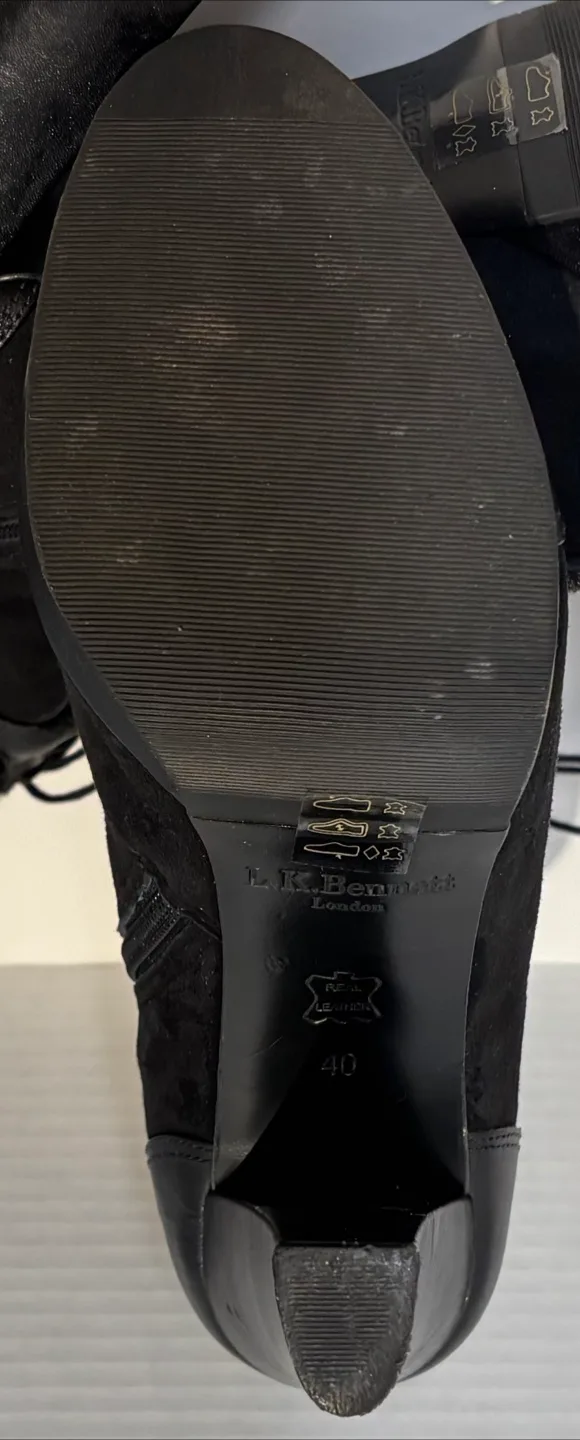 LK Bennett London Women’s Black Suede Ankle Boots 9US EU 40 image indicator(5)