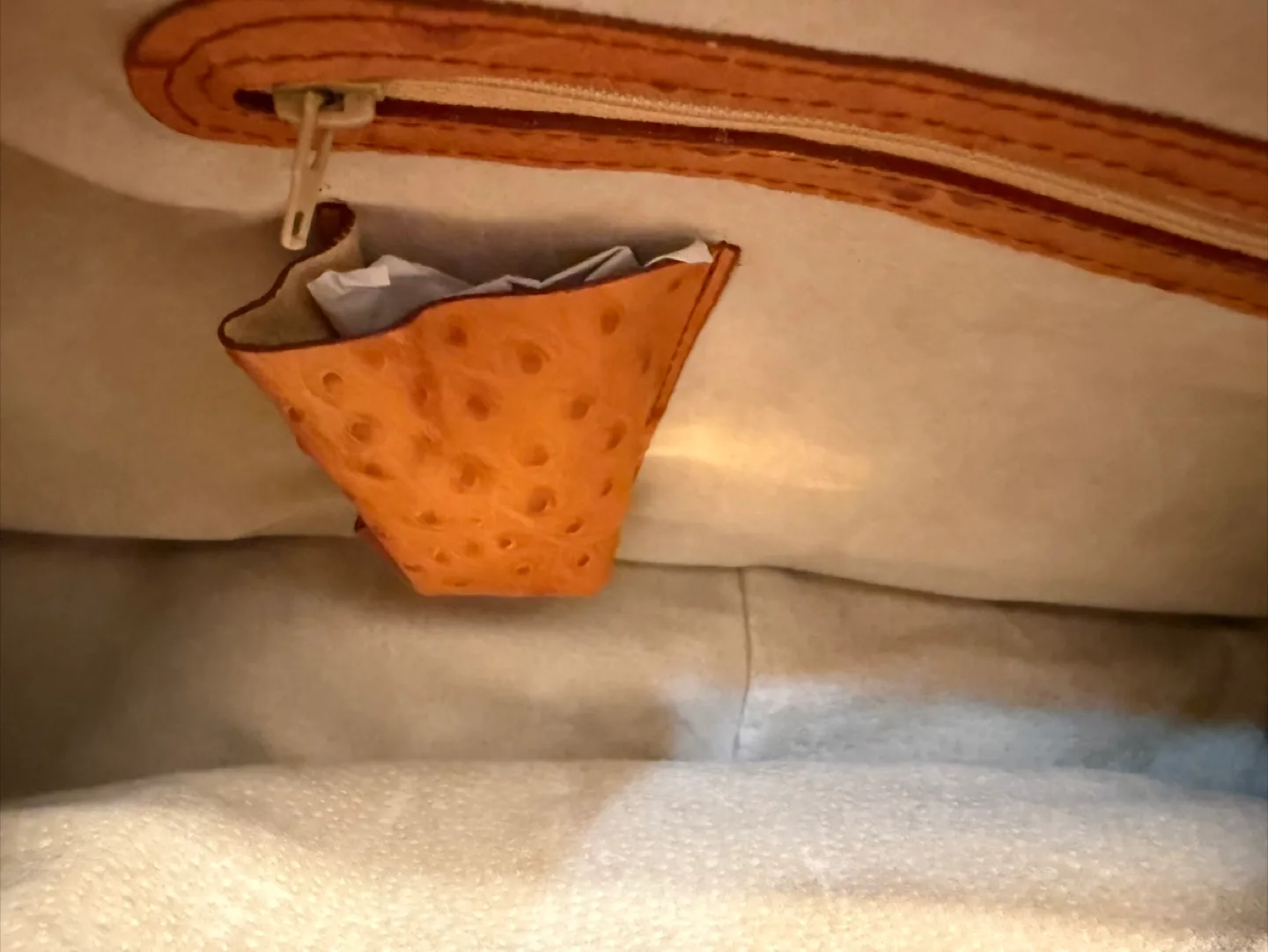 Francesco Rogani Italy Ostrich-Embossed Leather Purse Handbag image indicator(6)