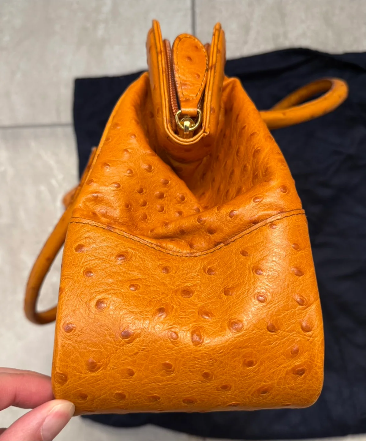 Francesco Rogani Italy Ostrich-Embossed Leather Purse Handbag image indicator(3)