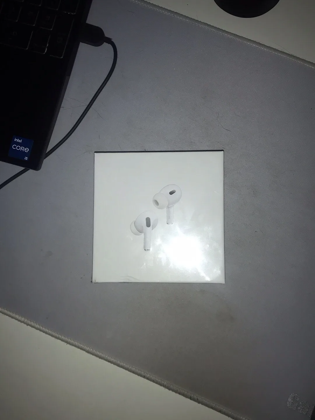 Apple AirPods Pro 2 thumbnail