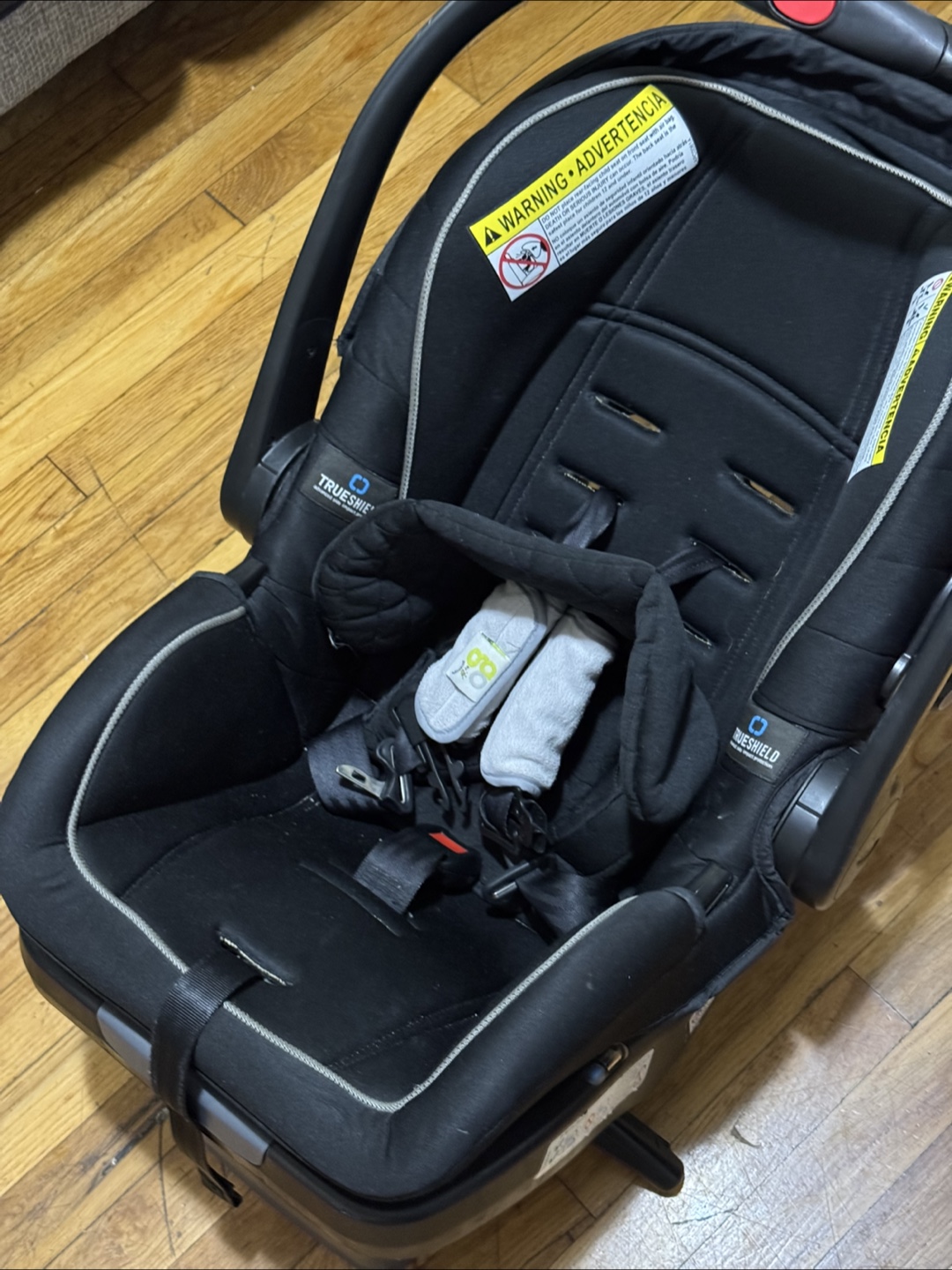 Infant Car Seat - photo 2