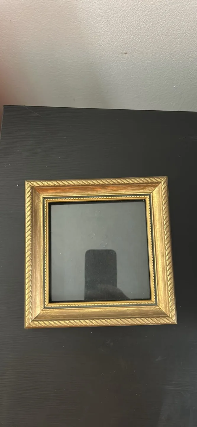 Gold Picture Frame thumbnail