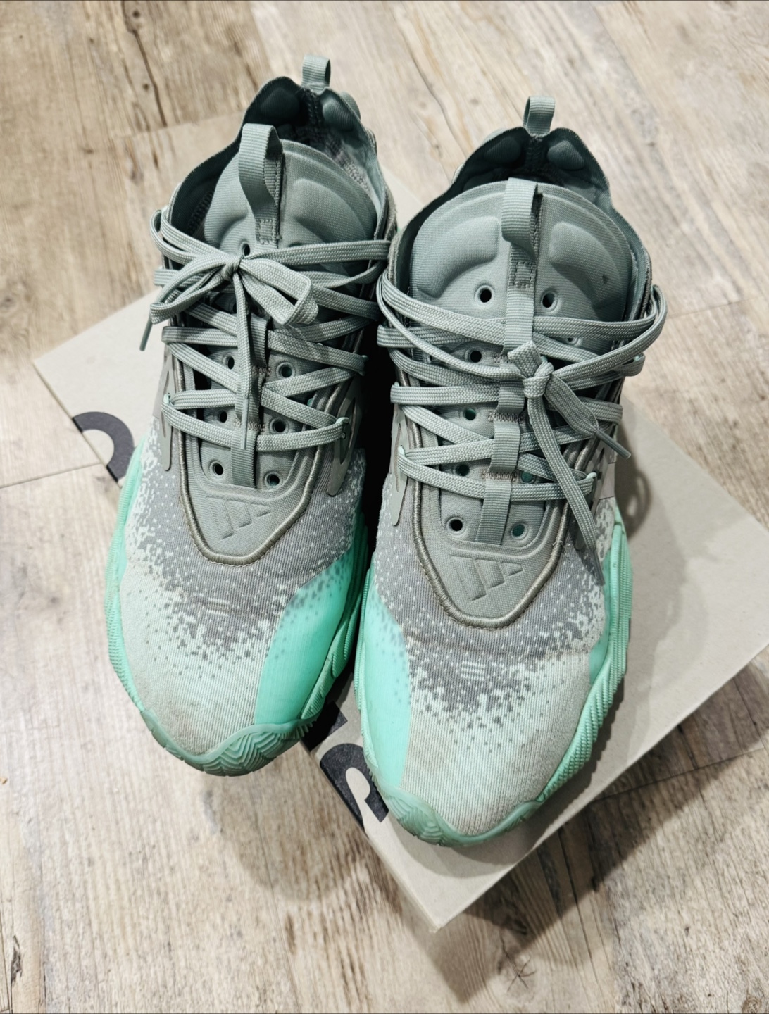 Adidas Basketball Shoes with Box - photo 4