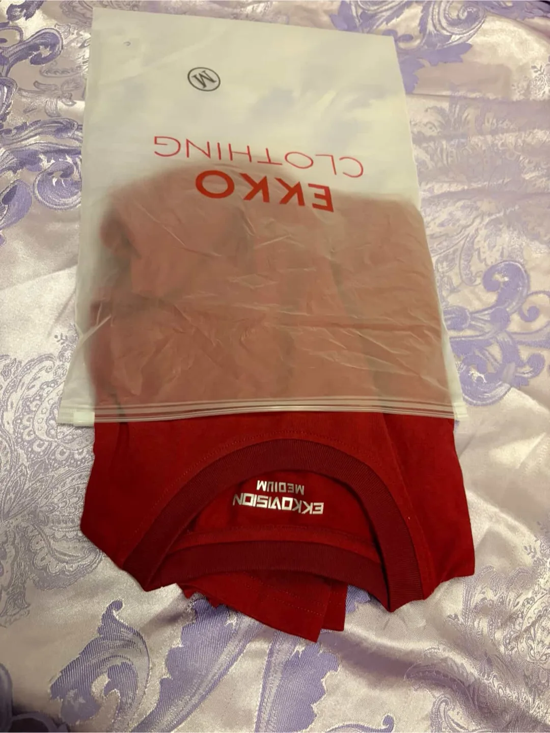 EKKO CLOTHING Red T-shirt image indicator(2)