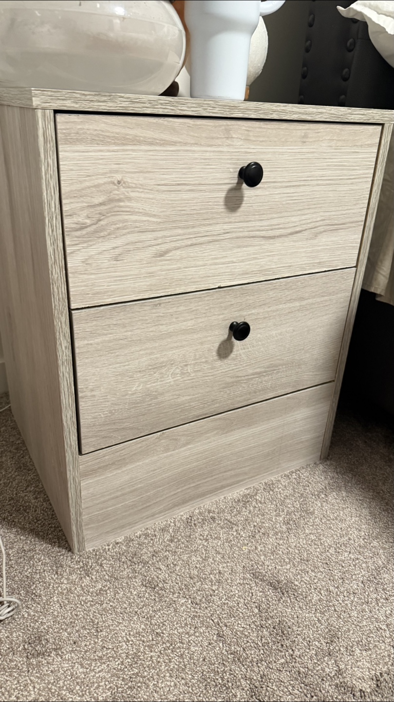 2 Wood Nightstand with Drawers