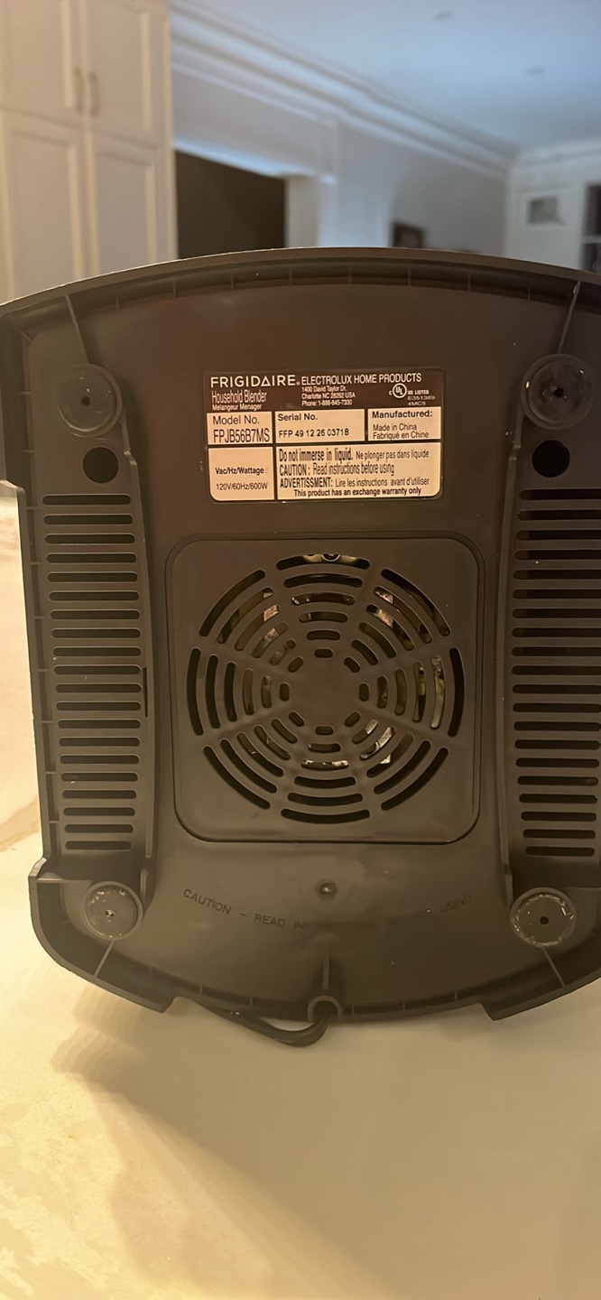 Frigidaire Professional Blender - photo 2