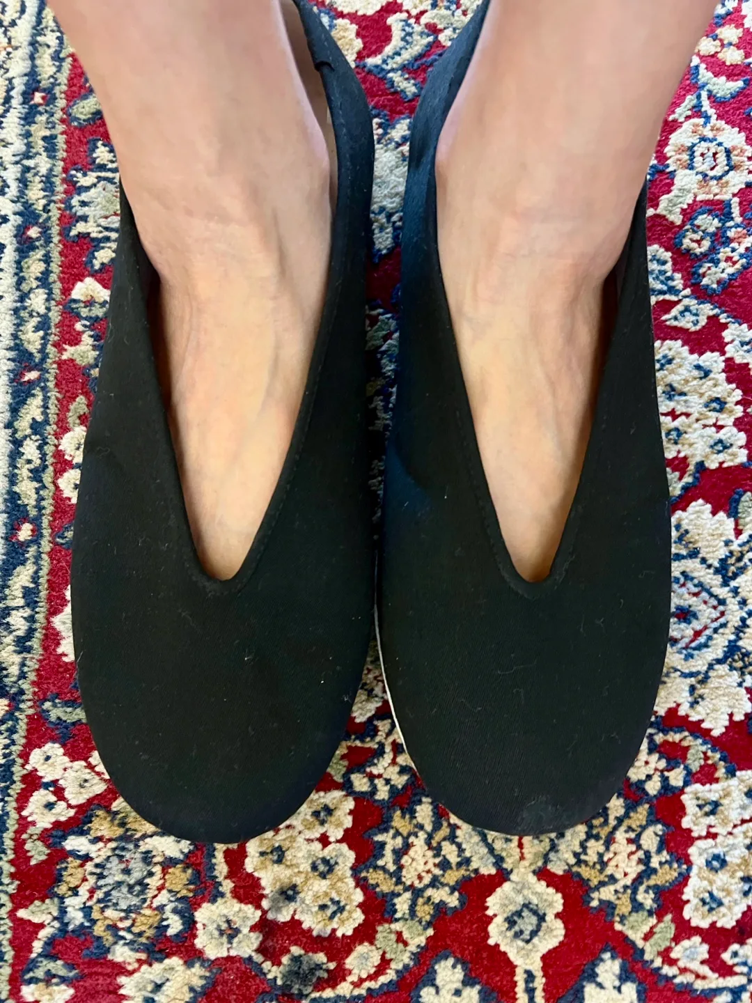 Chinese Black Slip On Shoes image indicator(9)