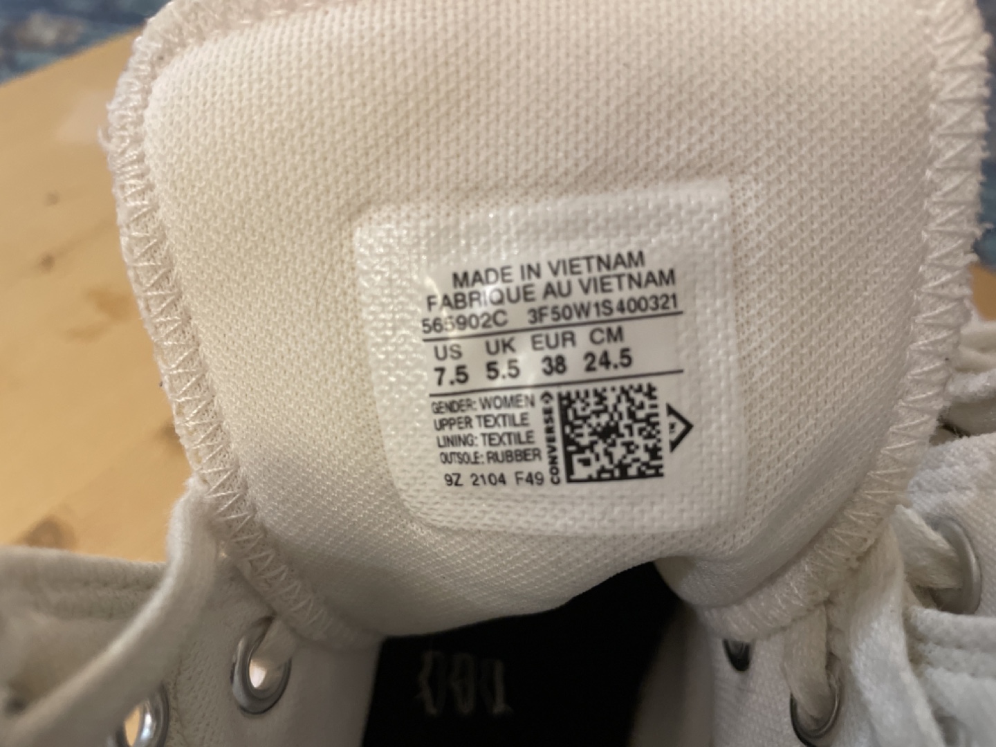 White Converse Chuck Taylor High Tops - photo 2