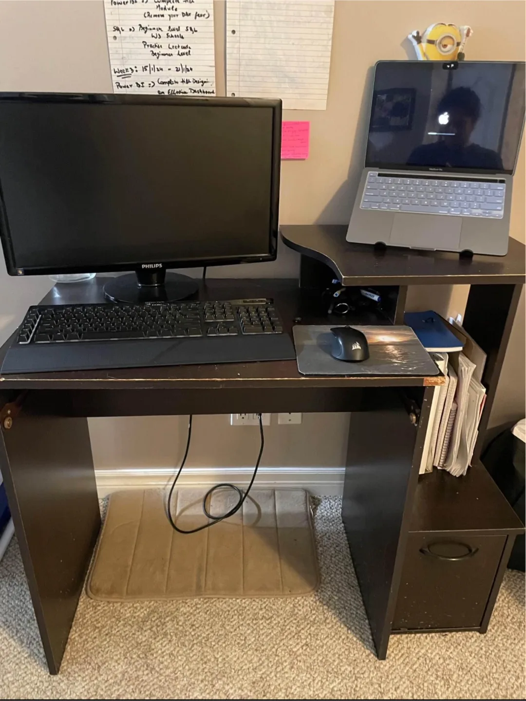 Computer Desk with Built-in Shelving thumbnail