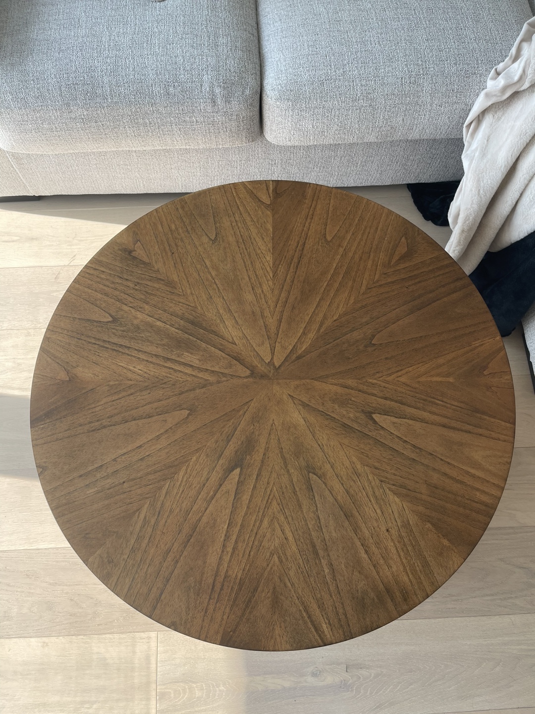Modern Coffee Table - photo 3