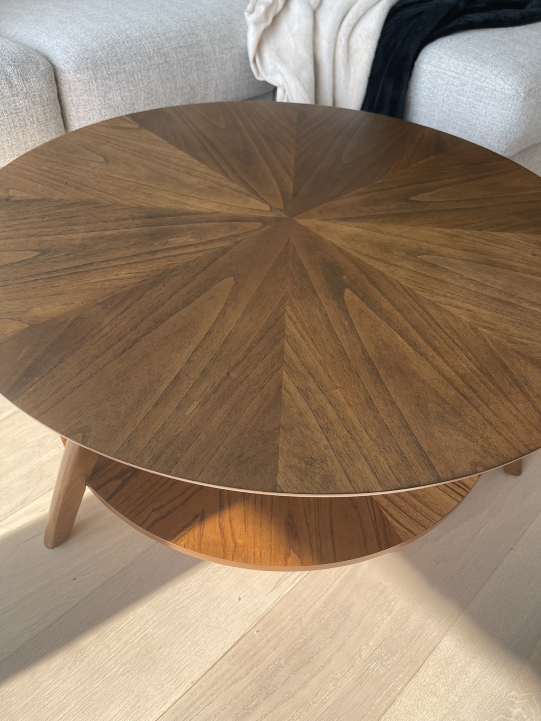 Modern Coffee Table - photo 2