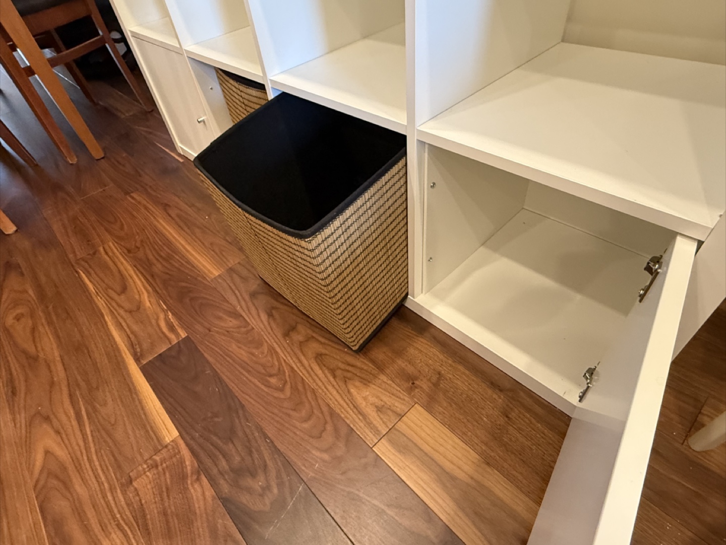 IKEA Kallax 2x4 shelf - photo 4