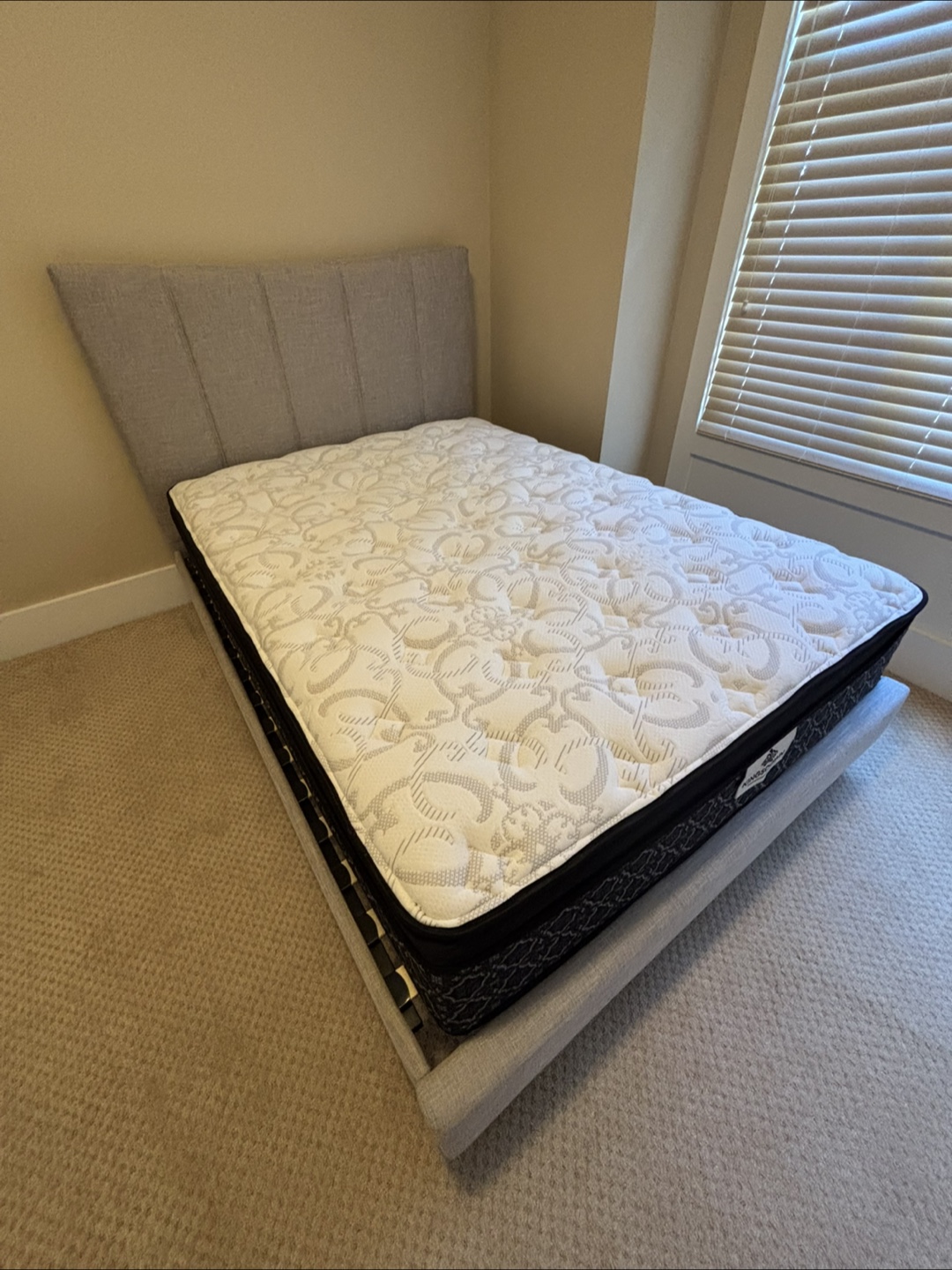 Queen Bed Frame with Headboard - photo 5