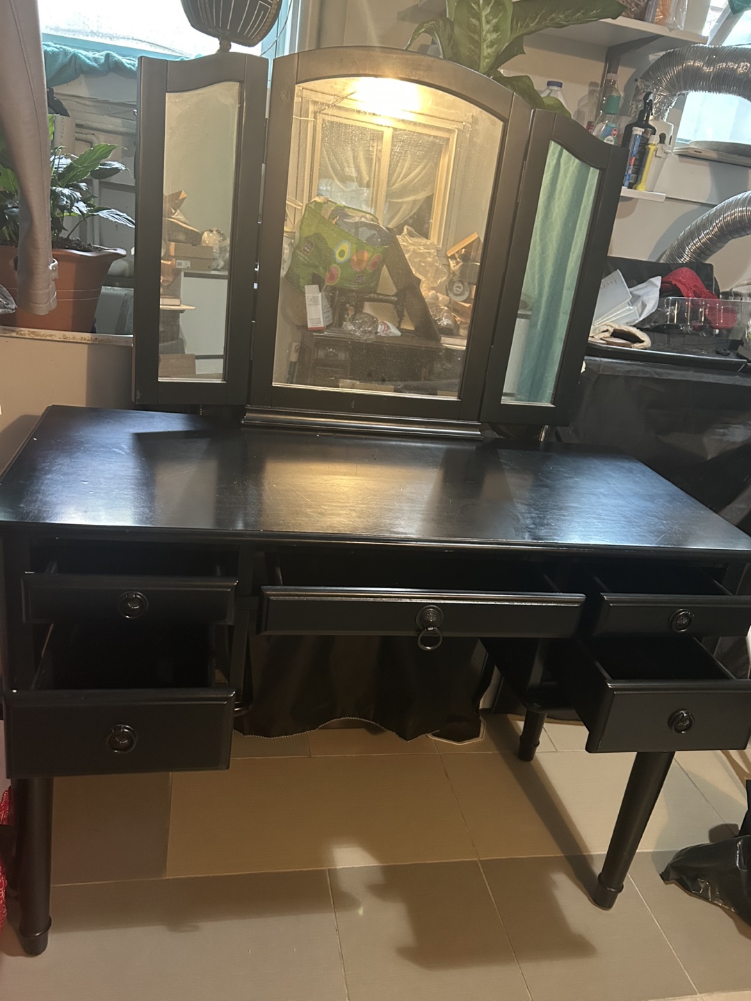 Black Vanity Table with Mirror - photo 4