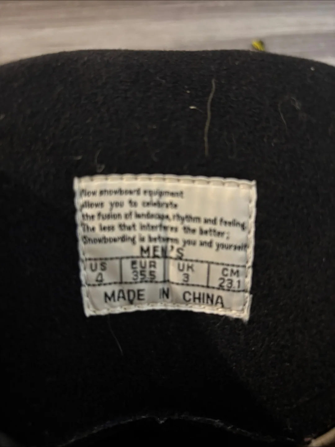 Size 4 - Kids Snowboard Boots -  #freecycle image indicator(2)